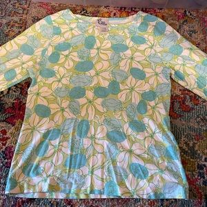 Sz Lg knit Lilly top